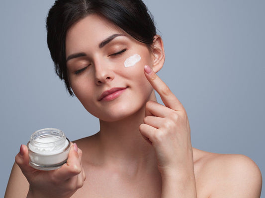 3 THINGS YOU SHOULD KNOW ABOUT NIGHT CREAMS - Nectar Beauty Hub